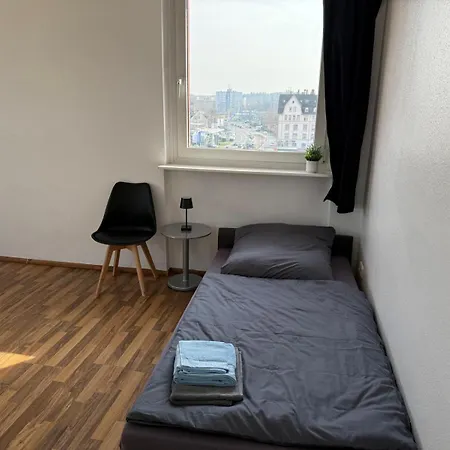 Апартаменты Gemuetliche 3 Im Herzen Offenbachs Mit Schoenem Balkon
